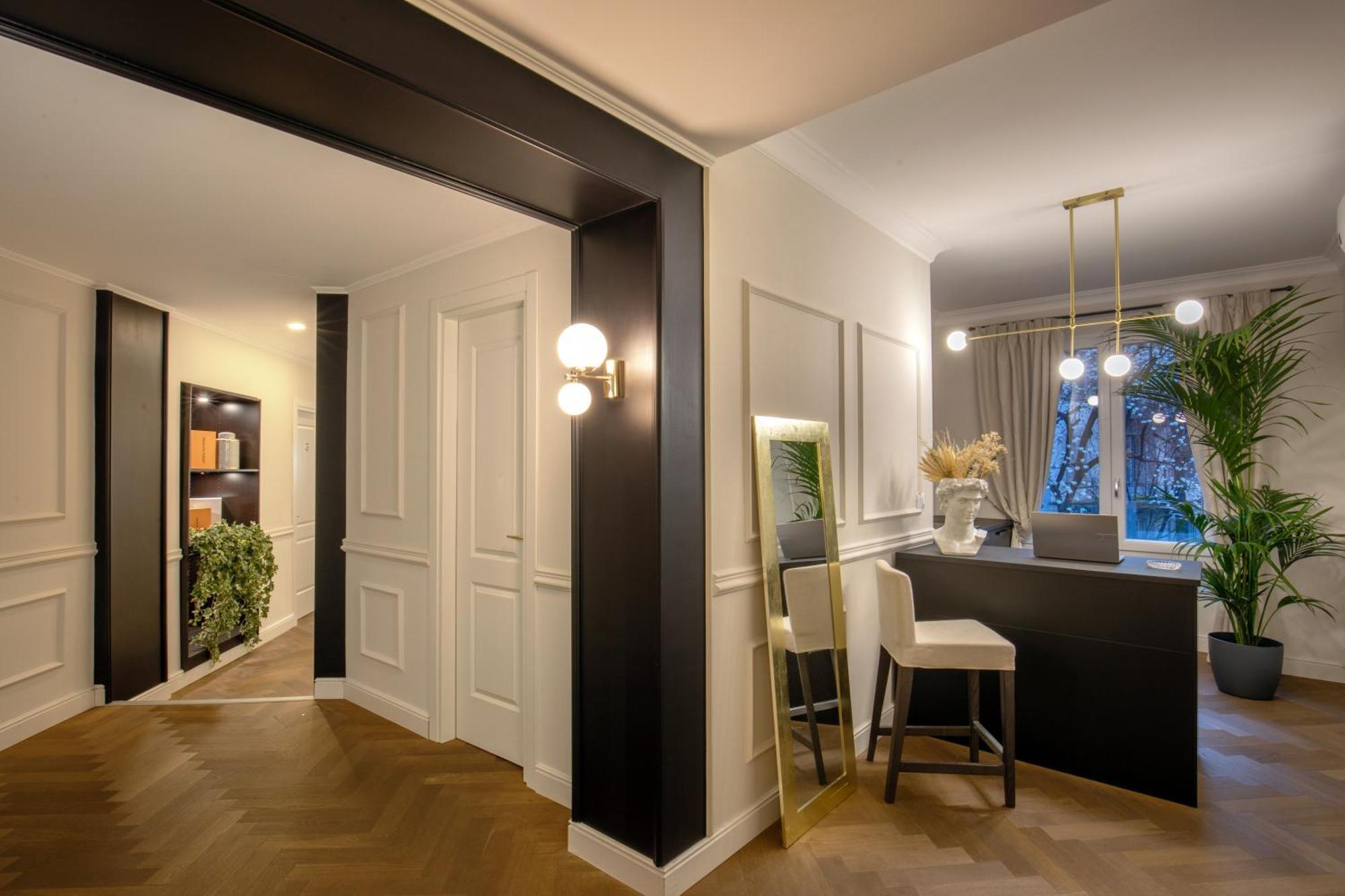 Daplace - Corso Monforte Suites Milan Exterior photo