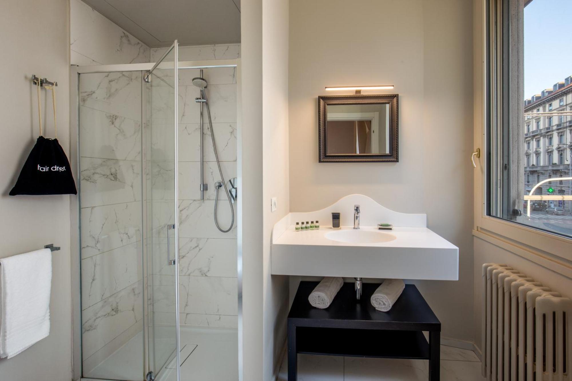 Daplace - Corso Monforte Suites Milan Exterior photo